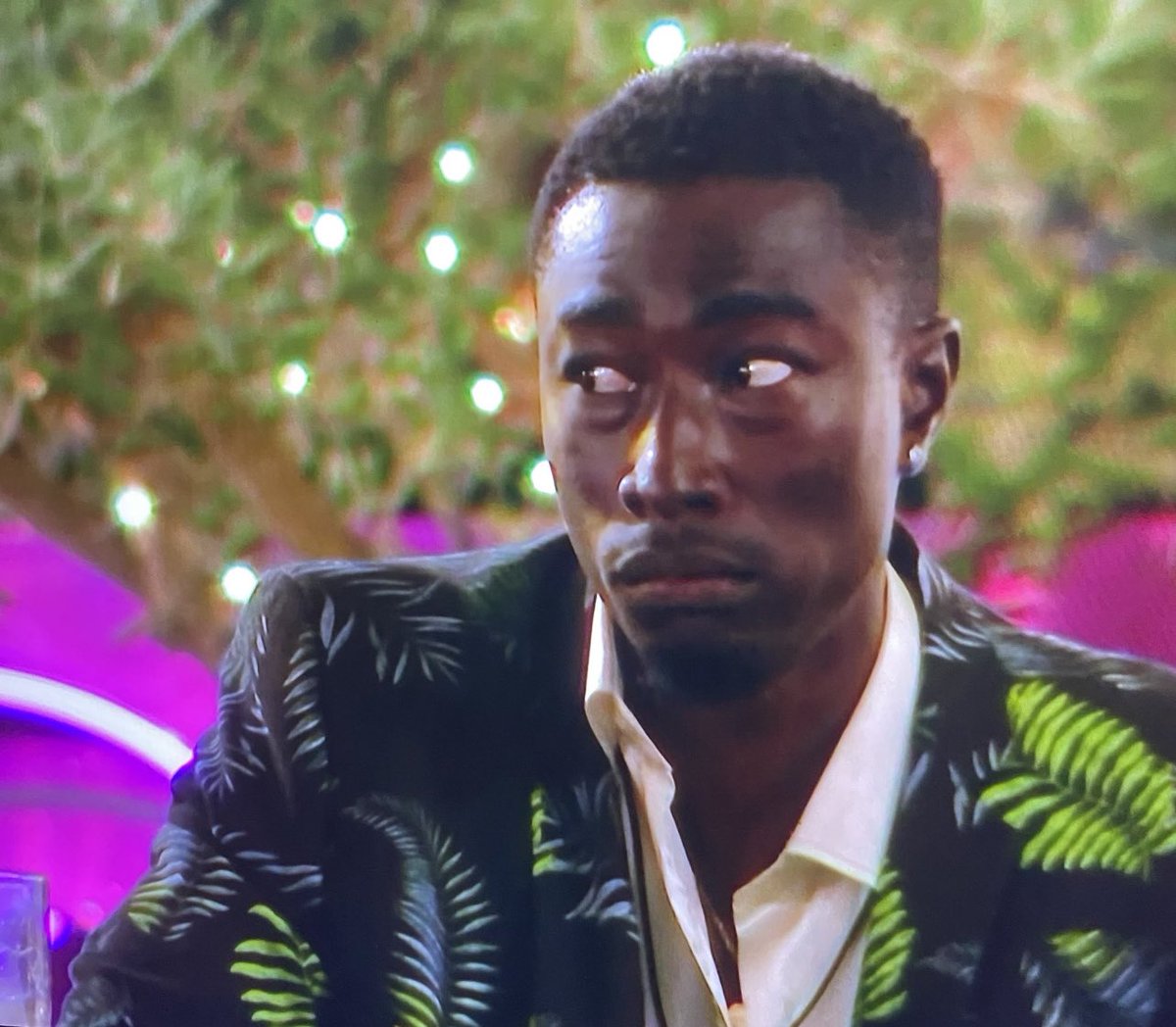 sumxxyxx's tweet photo. The way im voting for this man in every vote  #loveisland https://t.co/7qhCb141pN