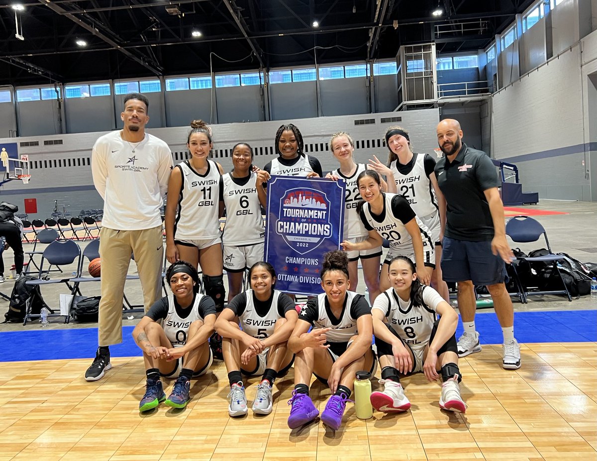 SASwishHoops's tweet photo. 17u National played amazing basketball in Chicago at the @niketoc  Girls went 6-0 on the week! Great job girls!! @NikeGirlsEYBL @MattyK31 @DV3__ @TheGirlsCircuit @WorldExposureWB https://t.co/ItCHhzsXDH