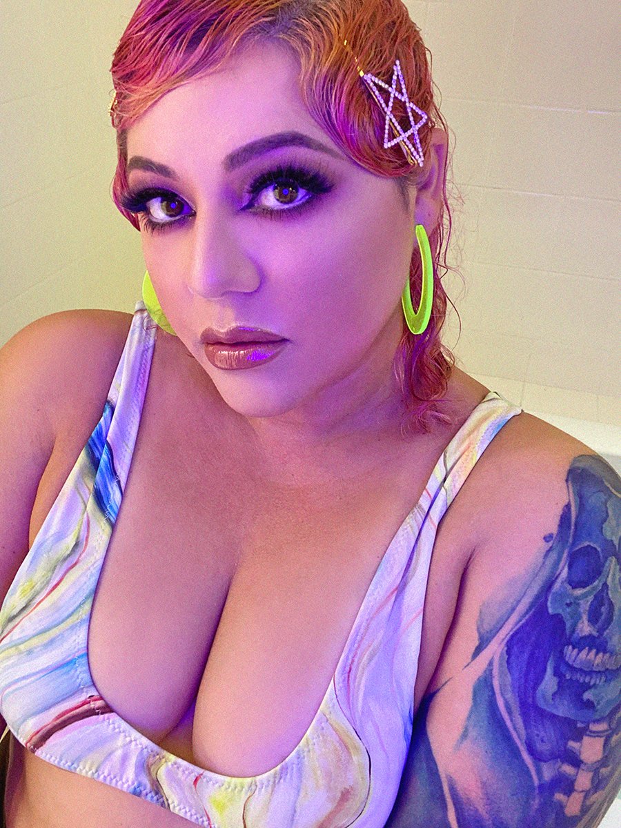 TheJesslabelle's tweet photo. From my Hawaii trip #Hawaii #beautybyjesslabelle #makeupartist #jesslabelle https://t.co/1pjt9vi2ey