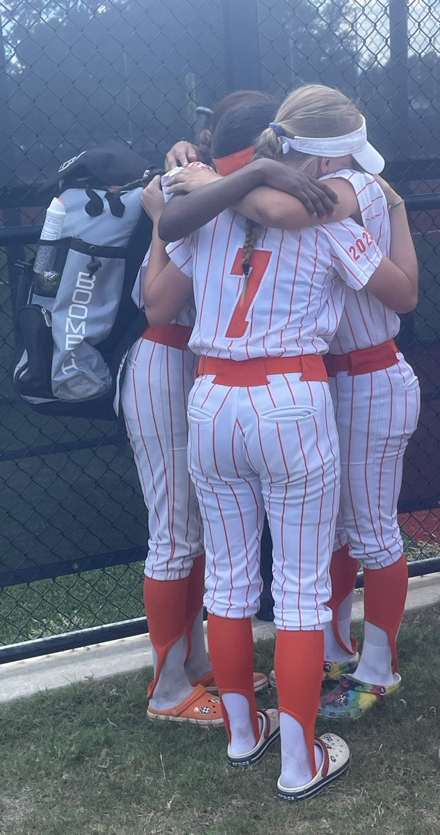 INGatorsCraft tweet media