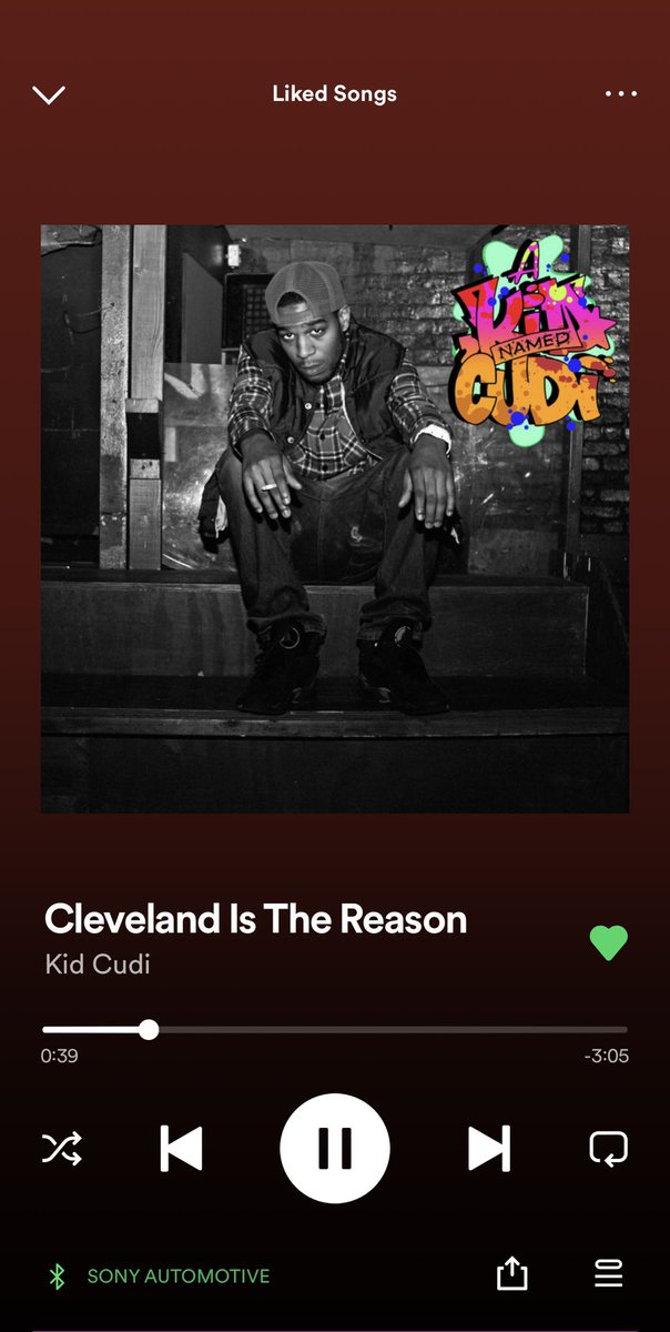 alecyourbutt's tweet photo. Head banger https://t.co/aHNsmy70Az