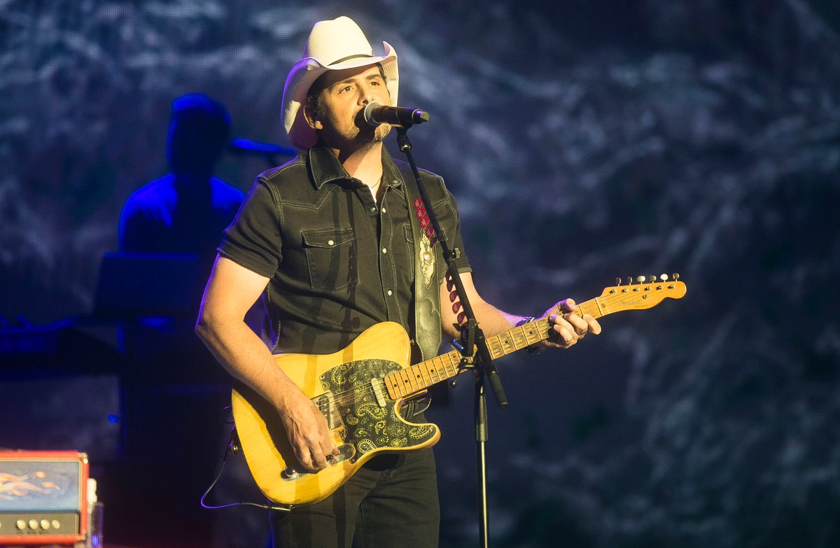 Here is a photo gallery of Brad Paisley at the OVO Hydro in Glasgow tonight.

All photos by Stewart Fullerton.

https://t.co/oahY2JC7So https://t.co/b6uOI0IhXO