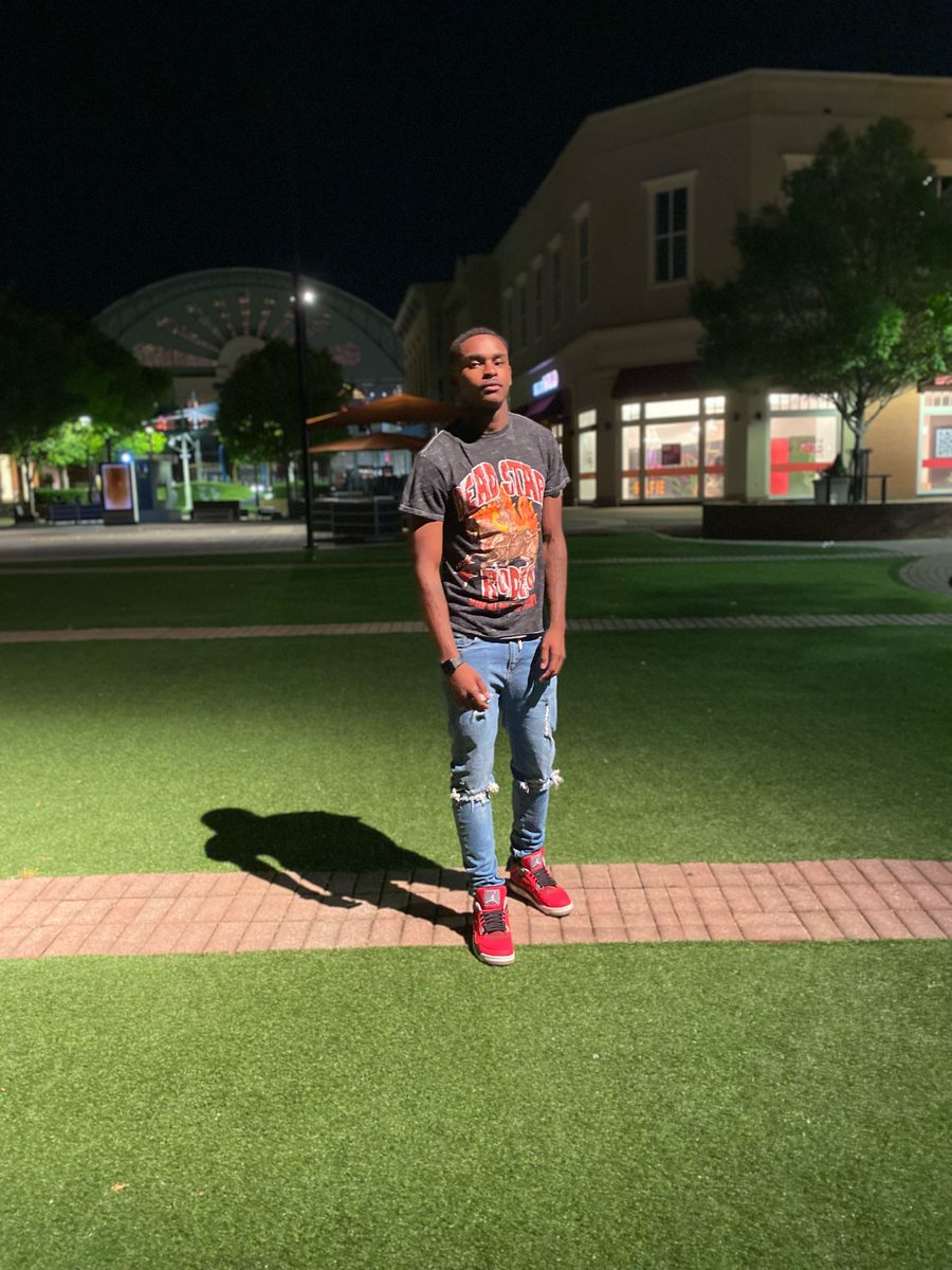 mikegod8's tweet photo. Whos at CSU 🔴🟡
Wassam im Mike or Playboiii 
ATL 🏙
Football player 🏈 
Get at me for shoe cleanin or deals 👟
#csu25 !!
#csu23 #csu24 #csu26 https://t.co/ixRlIOGSTr