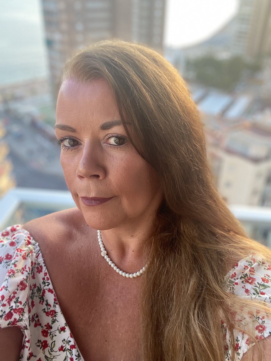 GailyWalk's tweet photo. Holiday nights 🌴🥂🌊 https://t.co/CrvcxlAoJn
