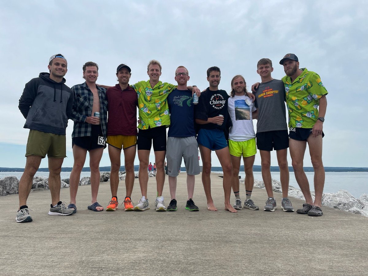 RedCedarRun's tweet photo. Lots of RCRC guys on the team Jebs in Nam at Michigan Outback Relays sitting on 2nd after day 1! https://t.co/Dv2Rb6K74f