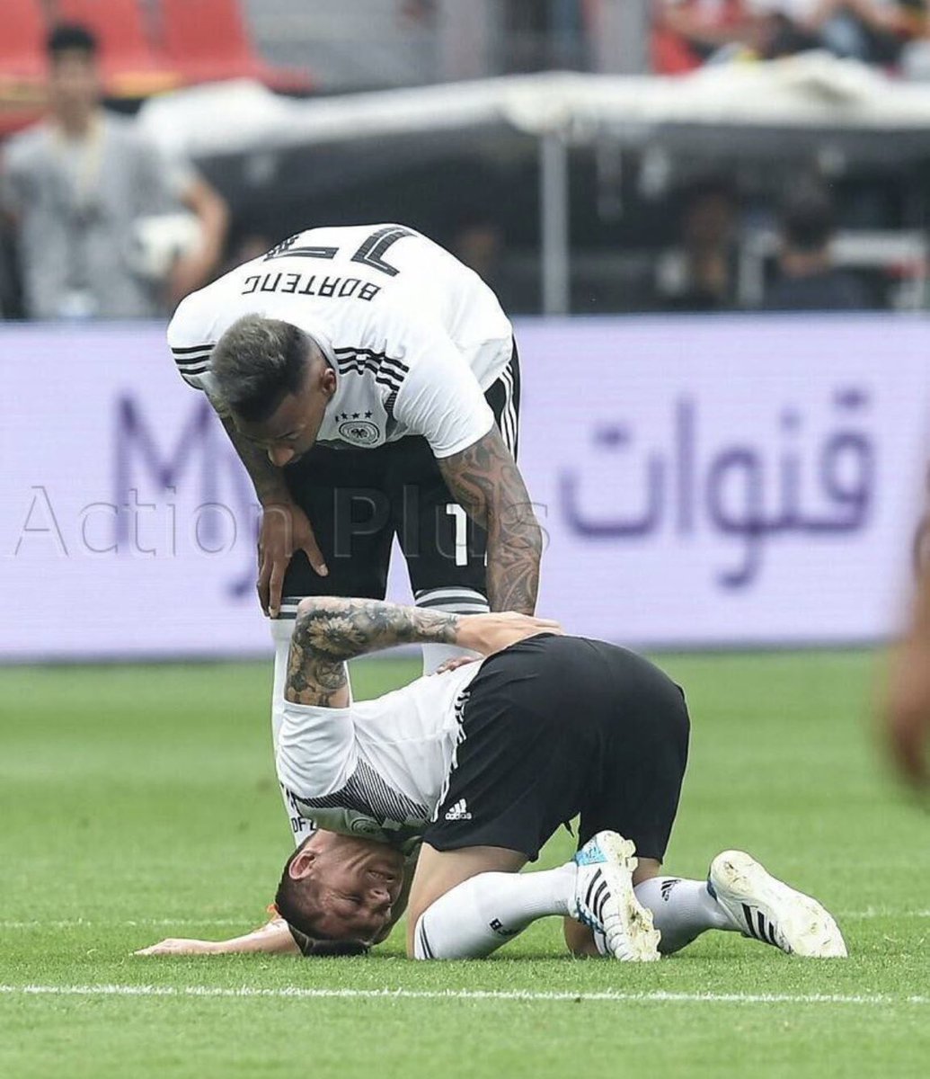 riewwl's tweet photo. كروس 👅👅💦🍑🍑🍑

Toni Kroos https://t.co/rsw50uqXiJ