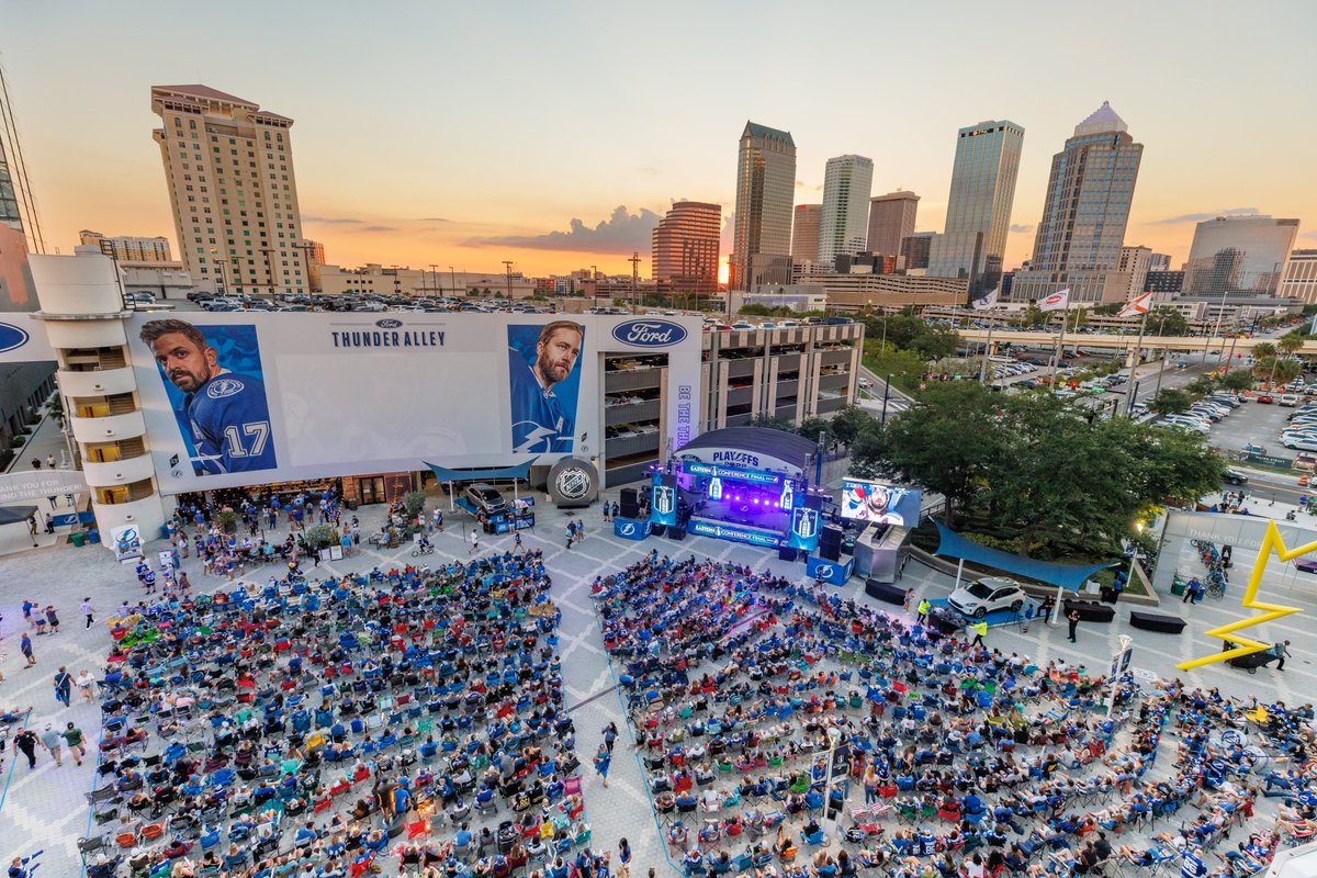 Happy birthday, Tampa!

Couldn't ask for a better hockey town. 💙