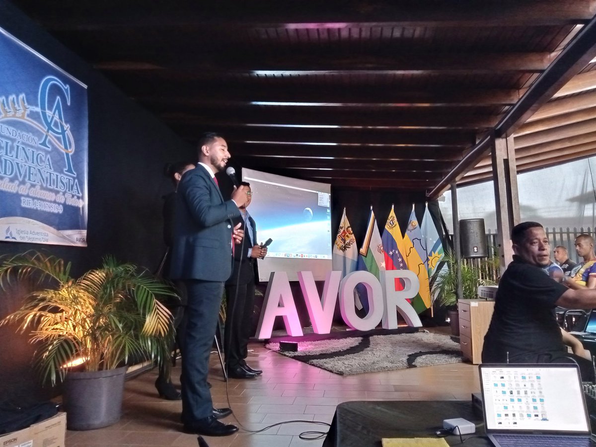 UVOriental's tweet photo. Ya comenzó el Workshop AVOR 2022! Aquí daremos cobertura completa al evento. Siguenos y enterate de todo lo que ocurre en tiempo real.

#UVOenAccion
#Avoriental https://t.co/FO6NmFfP2c