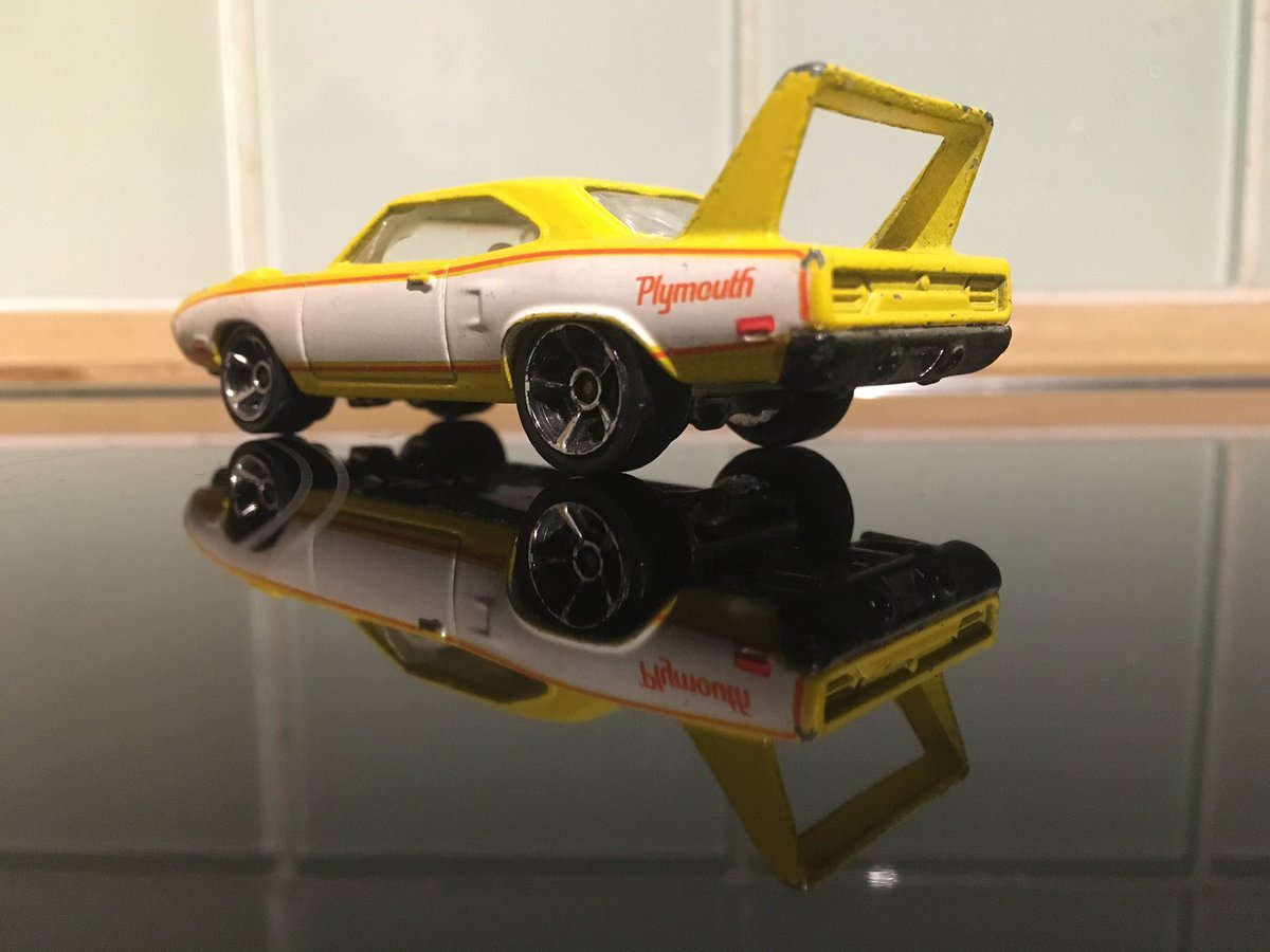 Looking very playworn but this 2005 release <a href="/Hot_Wheels/">Hot Wheels</a> Plymouth Superbird looks outrageously cool 👍🏴󠁧󠁢󠁳󠁣󠁴󠁿😎 #HotWheels #Cars