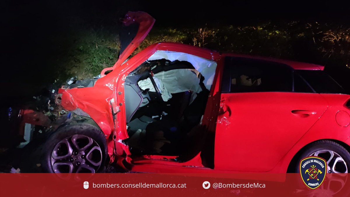 BombersdeMca's tweet image. Accident de trànsit amb set persones ferides, dues d'elles atrapades, i tres vehicles implicats.
El sinistre s'ha produït a la carretera de Pollença a Sa Pobla,a prop de Crestaxt.
Actuam:
#ParcAlcudia
#ParcInca
@SAMU061IB 
#GuardiaCivil