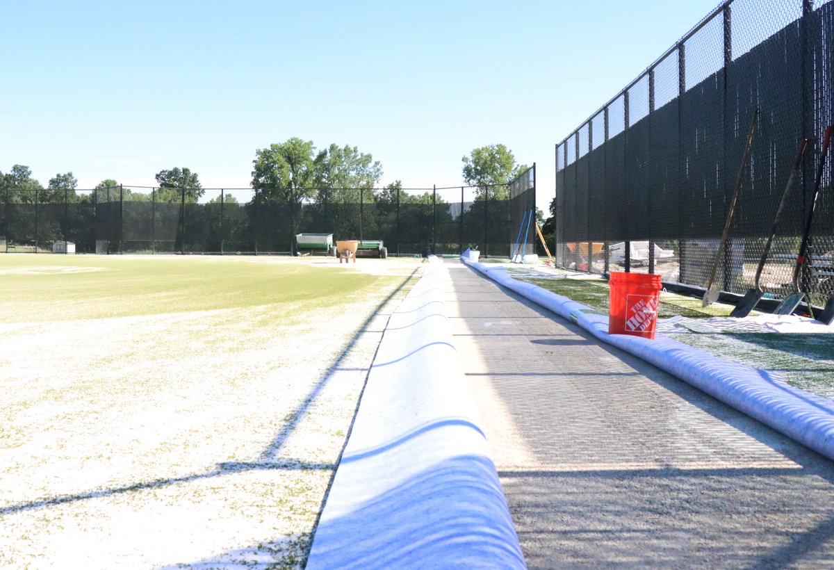 rockwoodschools's tweet photo. The Lafayette tennis courts are getting a new look this summer as part of cycle maintenance projects funded by the bond issue passed by Rockwood voters in 2017.

Thank you to our crews who are completing projects all over Rockwood this summer! #ForwardwithEfficiency https://t.co/IZ90tduKWE
