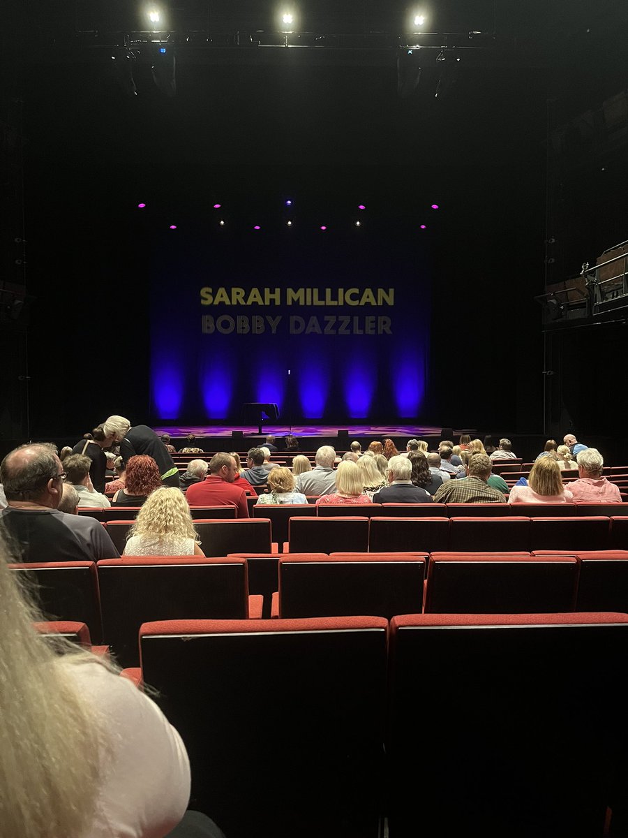 Paige19971's tweet photo. @SarahMillican75 you were amazing and soo funny tonight! You’re a true bobby dazzler 🥰#comedy #bobbydazzler https://t.co/3PA1Hu9mBd