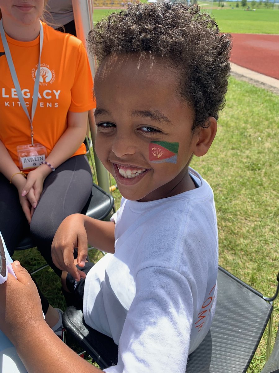 Umoja Community Mosaic/SWB tweet media