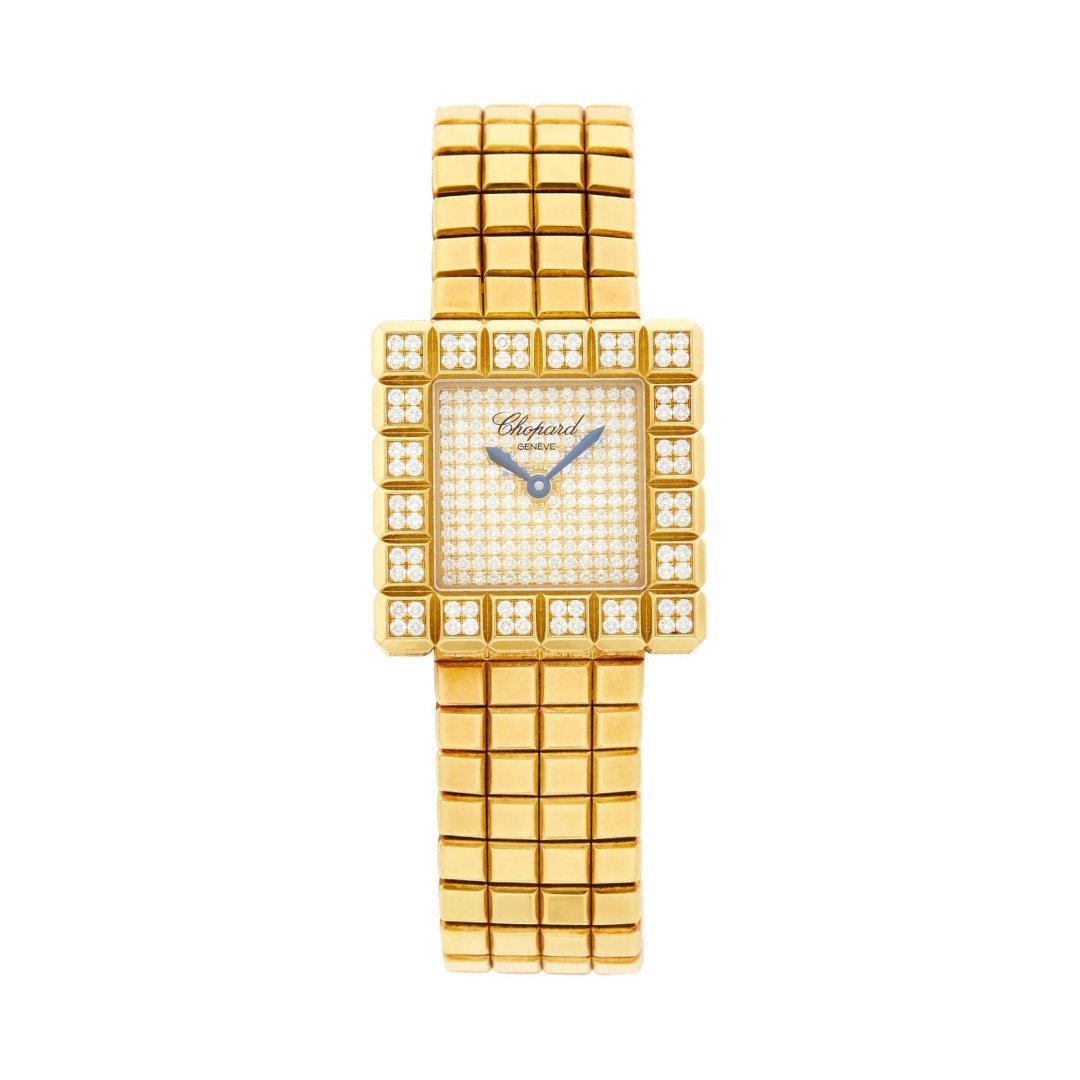 LiveAuctioneers tweet media