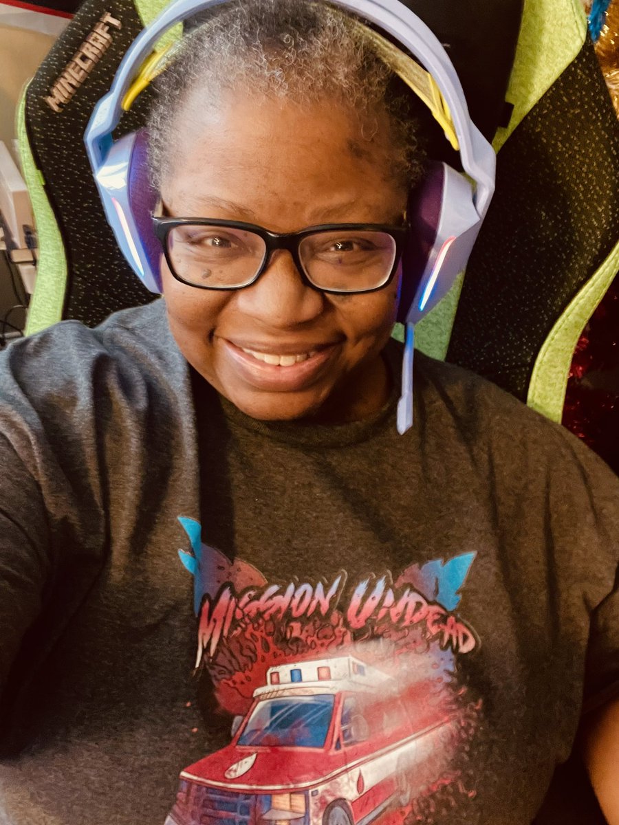 NYMG_saffista's tweet photo. It’s time to slay some zeds for charity! Join me as partner with @undeadlabs @StateOfDecay @tiltify &amp; @RedCrossGaming to raise money for the American Red Cross! S/O to @NknFtz_ for joining in for comic relief Let’s get the Blood Mobile!
It’s #MissionUndead
https://t.co/xAD1Bwpdag https://t.co/bevxqLAqr9