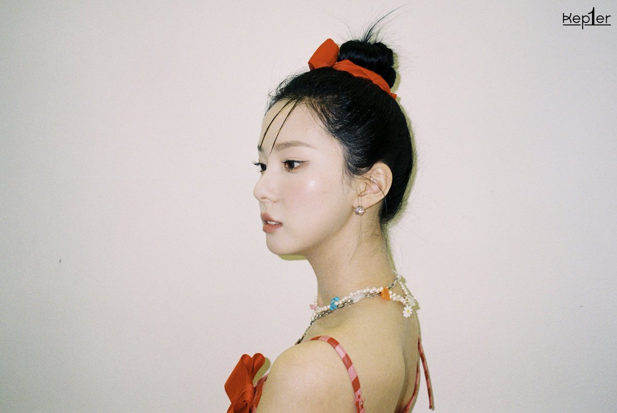 ChoiYujinbra's tweet photo. 15.07.22 • FANCAFE 🐰🍓 Atualização da Yujin através do FANCAFE do Kep1er

> Kep1er 2º Mini Álbum 'DOUBLAST' Jaqueta Atrás das Fotos 📸

🖇️: https://t.co/k06XsRDmrr

#최유진 #유진 #CHOI_YUJIN #ChoiYujin 
#CLC #Kep1er #케플러 #씨엘씨 https://t.co/JP9VtqJhw6