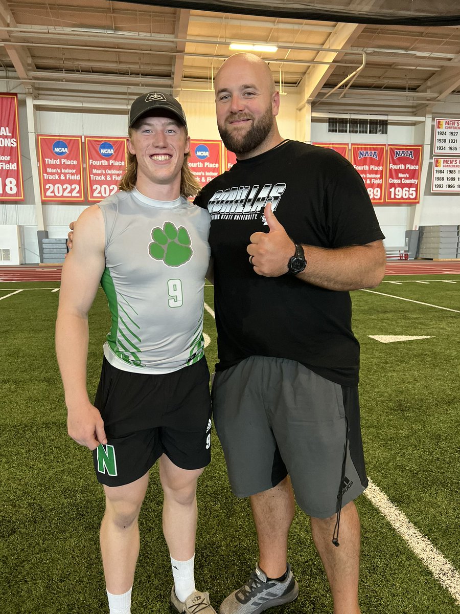 CaleJohnson13's tweet photo. Decided to get one more camp in @GorillasFB. Thank you @_CoachNutt for coaching me up and helping me get better today! @BillyHewig @Coach_Paridaen https://t.co/p8YtmhWcjt