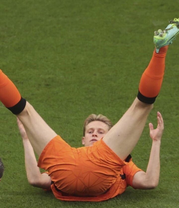 riewwl's tweet photo. دي يونغ 🤤🤤👅👅🍑🍑💦💦

De Jong https://t.co/Ob4JYHrmNO
