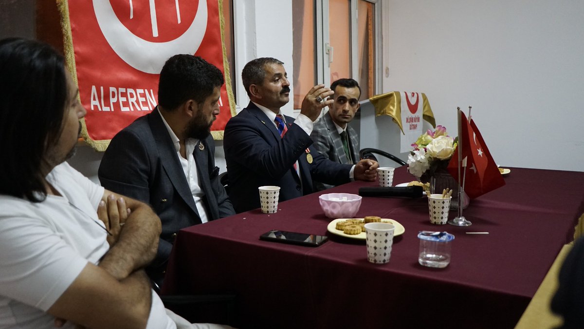 BeyogluBbp's tweet photo. 15 Temmuz Demokrasi ve Mill Birlik Günü Şehit ve Gazilerimizi anma programımızı gerçekleştirdik🇹🇷🇹🇷

#15temmuz 
#milletindestanı https://t.co/tWLyyYr3Kd