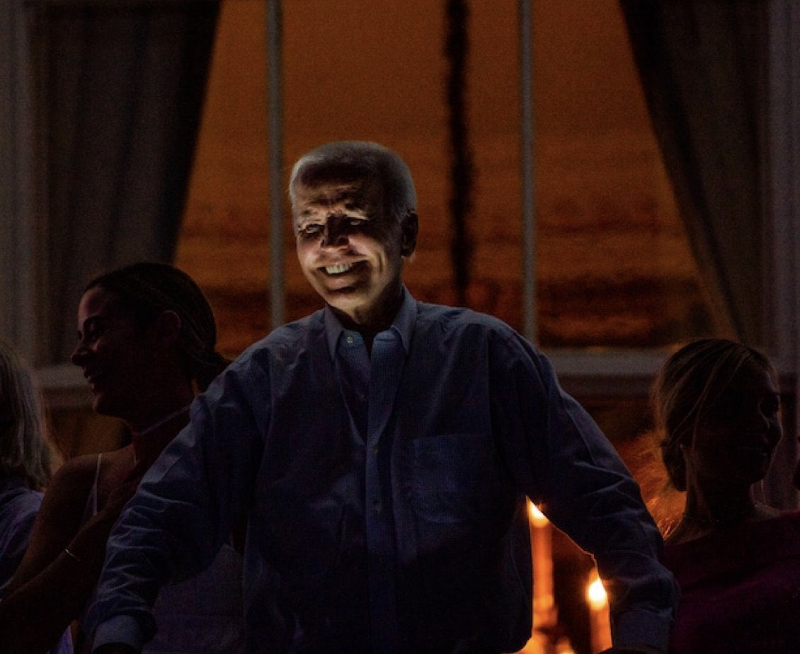 ampol_moment's tweet photo. Dark Brandon. (2022) https://t.co/b9MzHYahRF