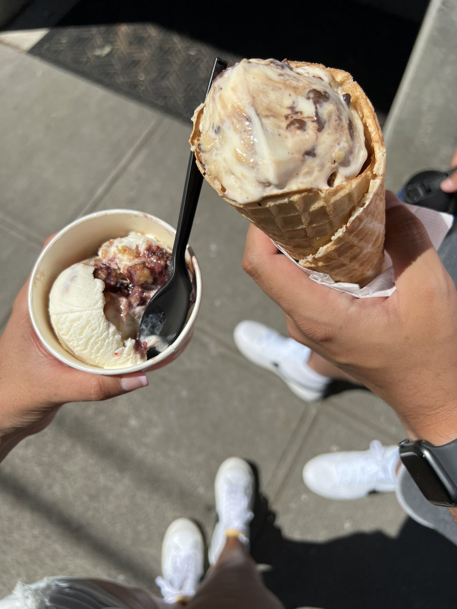 Never stop dating your spouse 🫶🏼