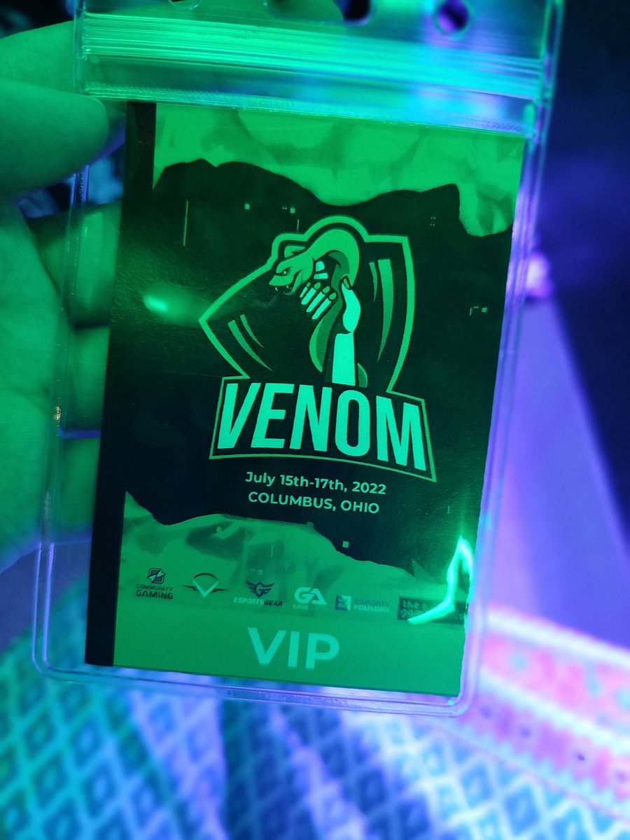 Divatopia_'s tweet photo. It's starting! #VenomLan fun mixer event tonight and all women's Valorant experience tournament this weekend! 

@Lyndsay_Live https://t.co/wB6F2EbJBG