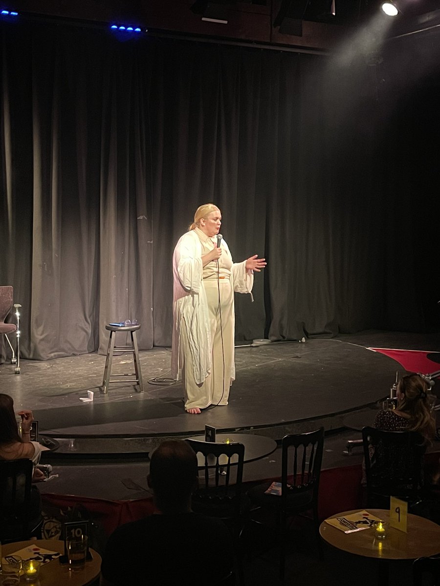 napapolis's tweet photo. Wonderful evening with @jaydeadams at  @PleasanceComedy 👏👏👏👏 https://t.co/aM5DySWfFj