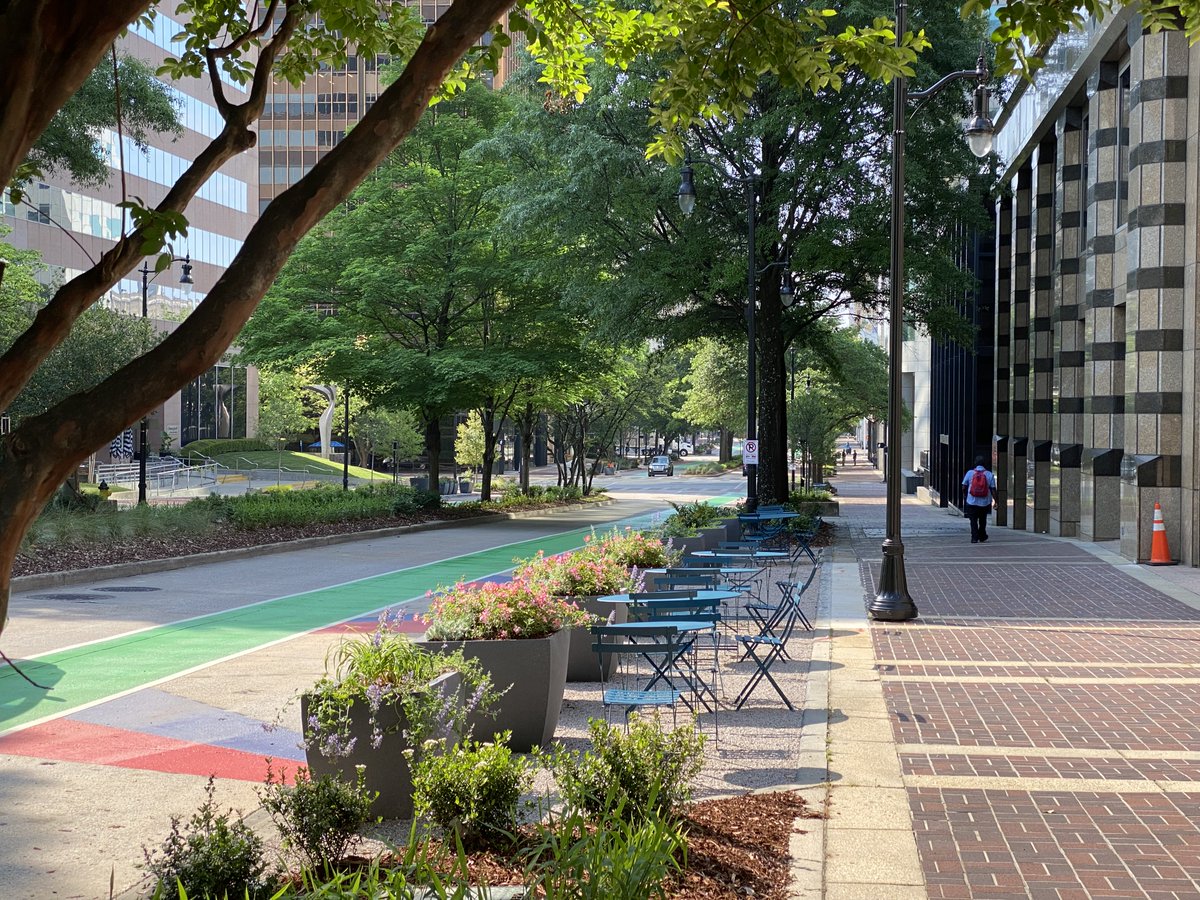renta_uld's tweet photo. Working with REV Birmingham, RULD led the Birmingham Green 20th Street Refresh. Begun spring of 2021, the project was completed in time for The World Games with new and creative spaces for people.
@TWG2022 @REVbham @cityofbhamal
#WorldGames2022 #RULD #birminghamal #TWG2022 https://t.co/gZtr9QmDFR