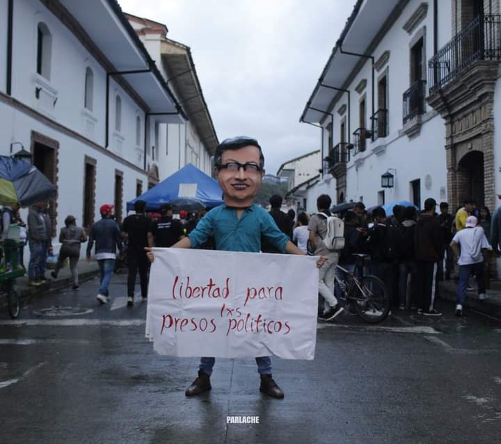 JDA_SinCensura's tweet photo. No más ultrajes a los líderes sociales, vida y libertad para ellos.
Popayán no olvida a sus presos políticos 📢 Bremen Hinestroza y Andrés Duque.
Foto #Parlache #RedAlterna
@mci_sc_usa @SiervaTodos1 @DonPrometeo https://t.co/Iex7rDto1D