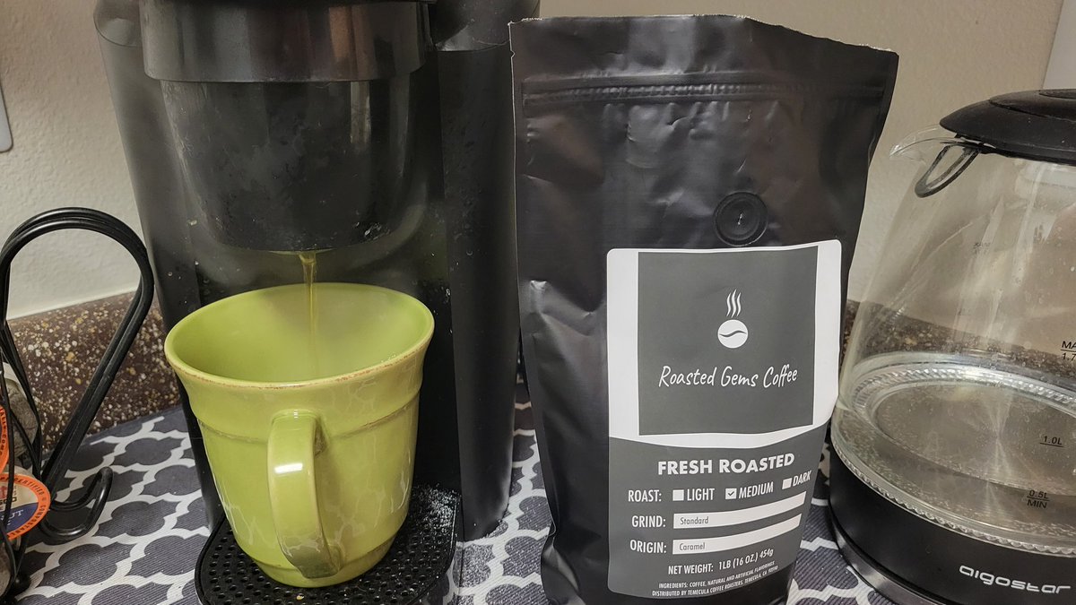 Well deserved friday cup of <a href="/RoastedGems/">Roasted Gems Coffee</a> to start the weekend. 💯☕️