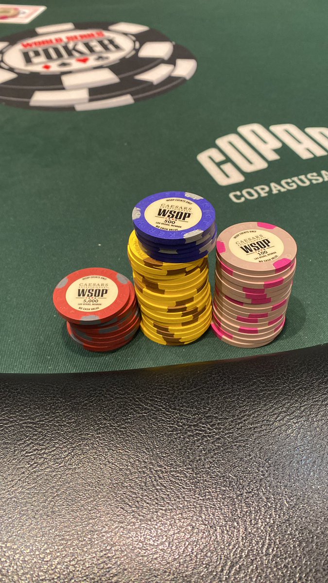 Let’s play the $10k 6-handed event now. We start with 60k. It feels like a million.