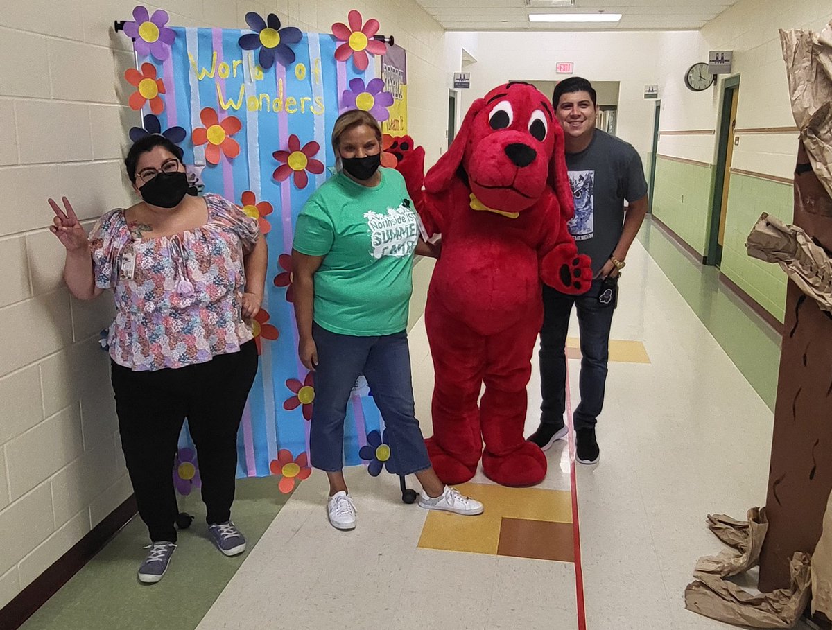 LT_MinervaA's tweet photo. What an ABSOLUTE pleasure to end our #ACESummerCampLT #SummerLearningWeek with a free book fair event for our @NISDmartin @NISDAdamsHillES @NISDGlenoaks @NISDLearningTre community.
Can't wait to see what 22/23 school year has in store! https://t.co/EArmeK7NAD