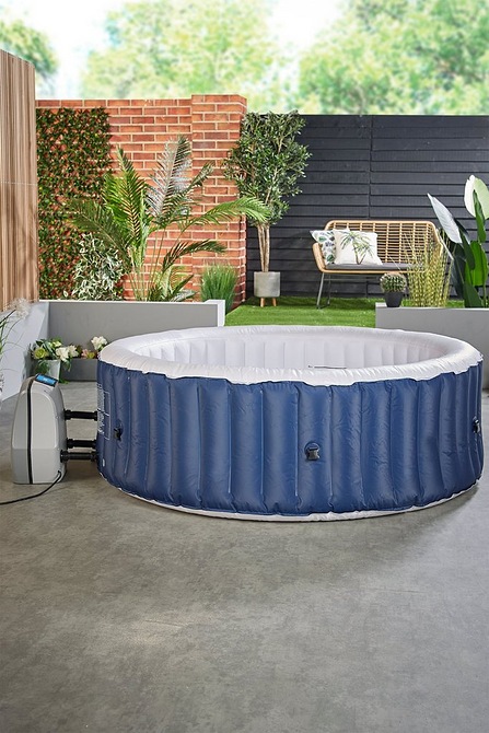 Hurry, save £419.00 on this 6 person round spa!
Only £180.00 while stocks last
Available from 00.01 Saturday 16th July 

tidd.ly/3c7FHPS

<a href="/studio_co_uk/">Studio</a>