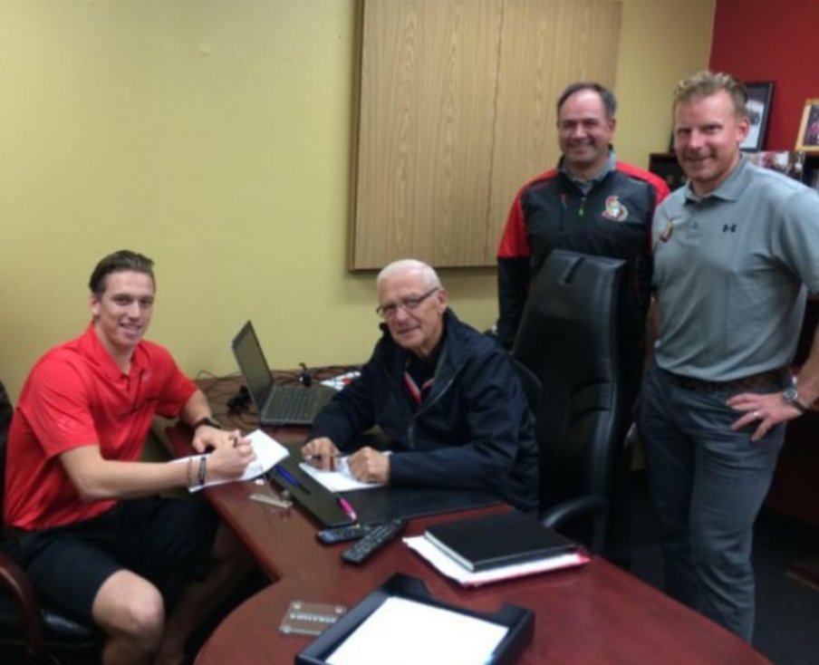 Frank Senators tweet media