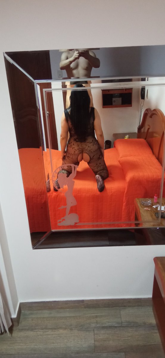 shitarayleonos's tweet photo. Hola chicos ,pasando un rato de relax https://t.co/J4eVC48eHp