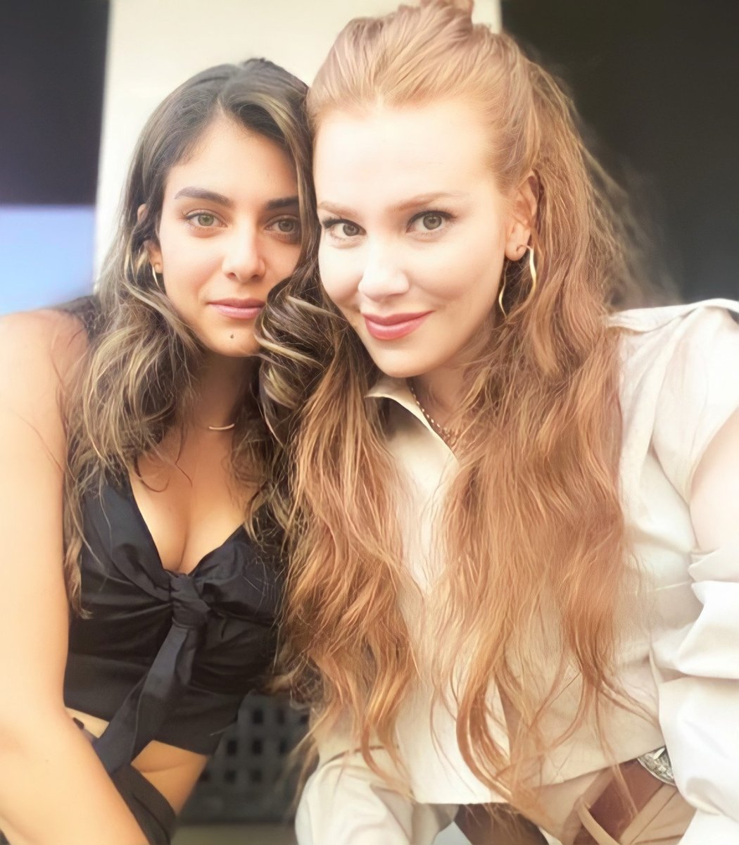 Dostluk 🧡 <a href="/elcnsng/">Elçin Sangu</a> #ElçinSangu