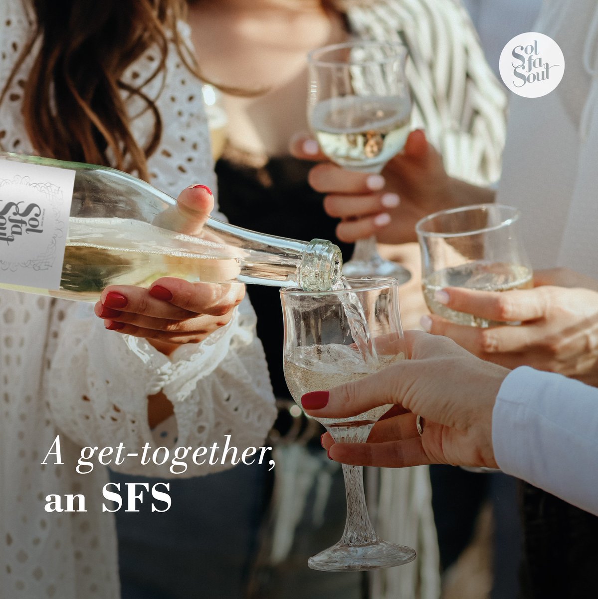 SolFaSoul's tweet image. There are moments to celebrate. Live them always In a special way.
A get-together, an #SFS.🍷🙂
#solfasoul #Winestofeel #musictoFly #wine #happy