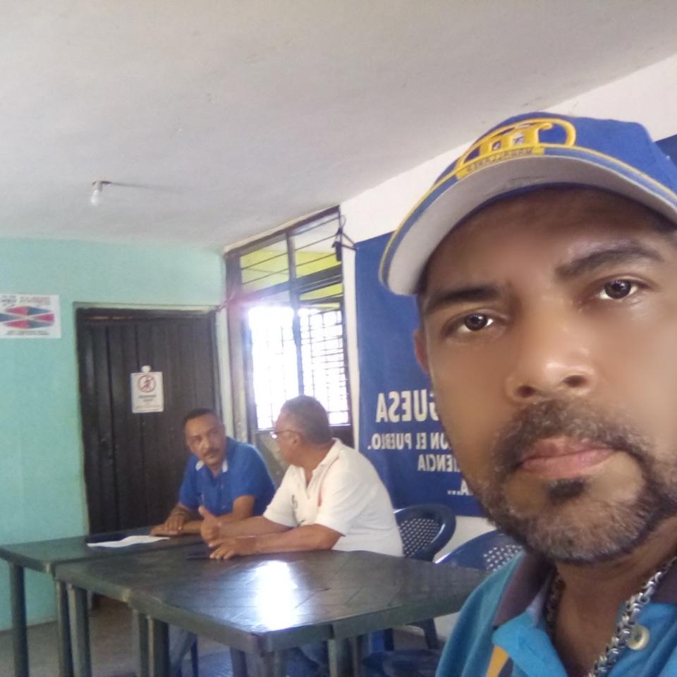 Raymond_PPT's tweet photo. #NuevaFotoDePerfil https://t.co/X3AW2QkjOh