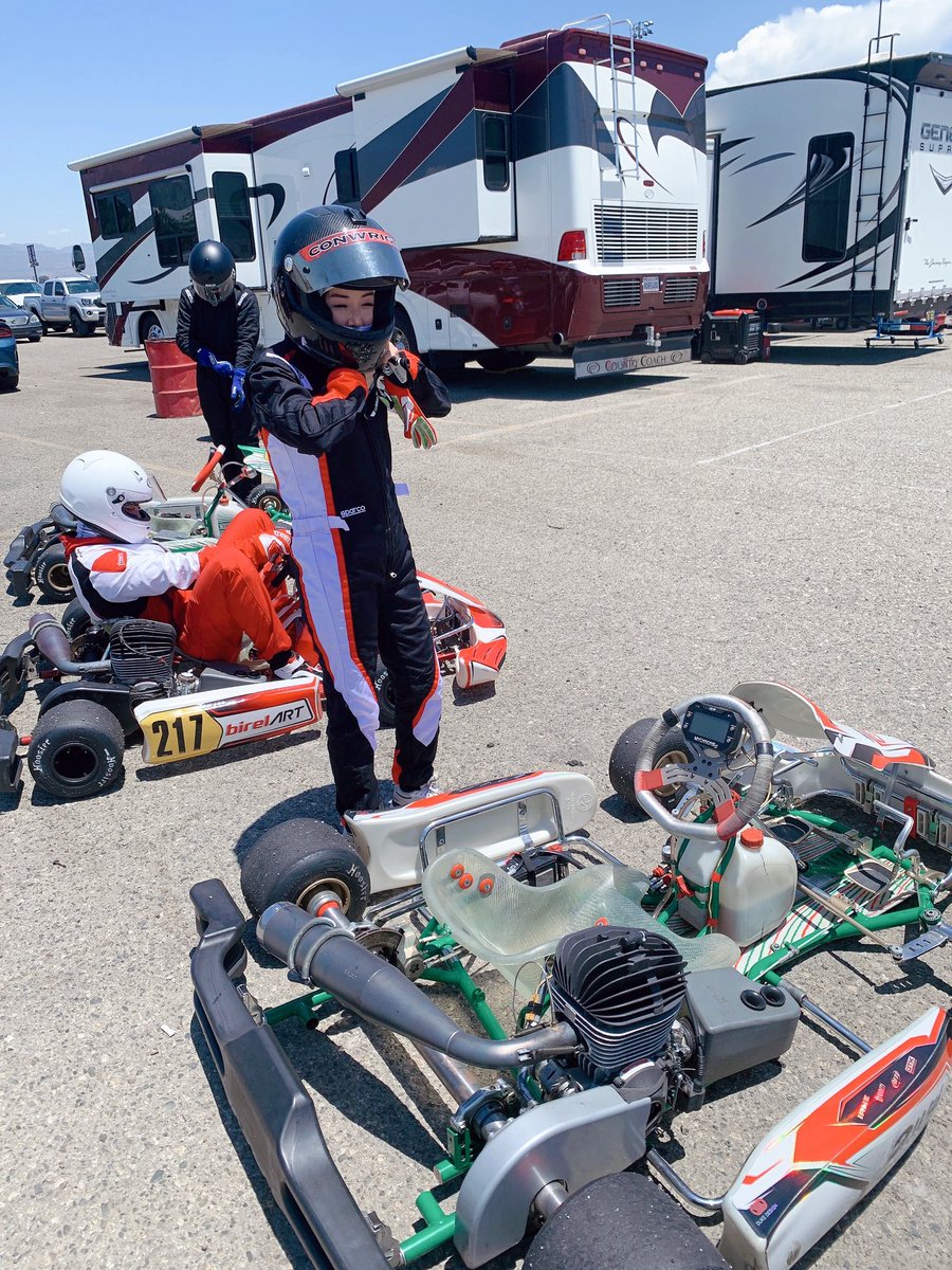 yoonah ˖✧ tweet media