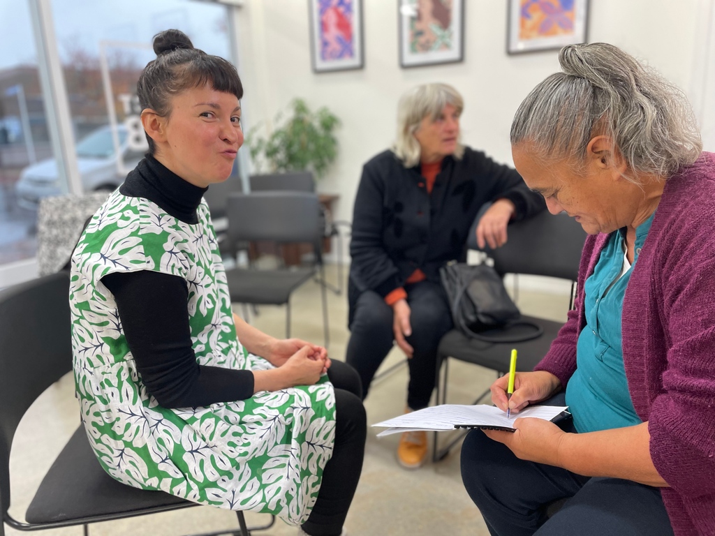 We've been out, about and up to stuff. Can you guess where and what?  🫶

#creativewaikato #connect #artsmatter #waikatoarts #community