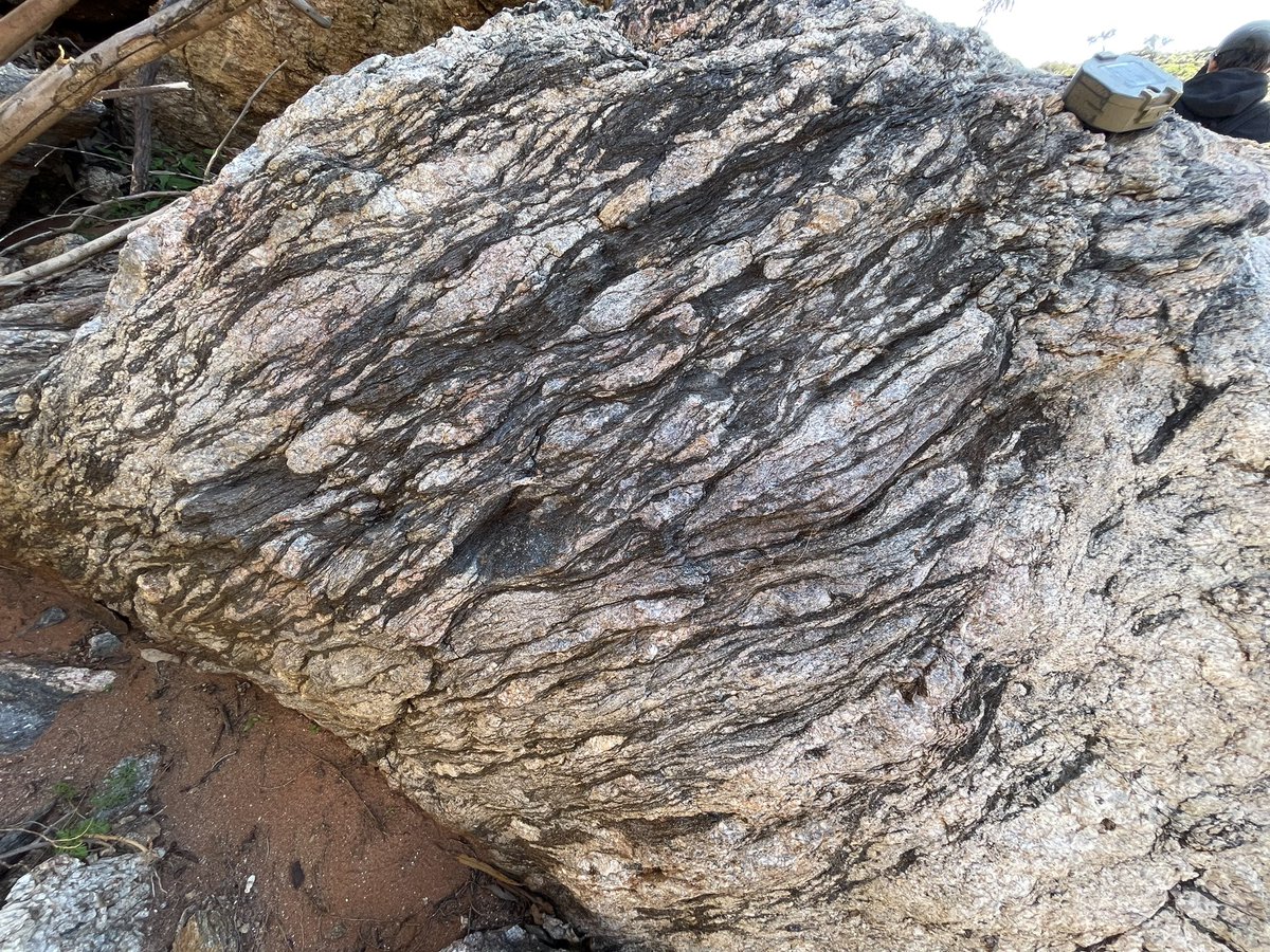PeterBetts8's tweet photo. How Good Is Geology? Every day of every year for billions of years!
@Eldee station, Broken Hill Block, NSW Australia. #HowGoodIsGeology https://t.co/F8mlr9rPgk