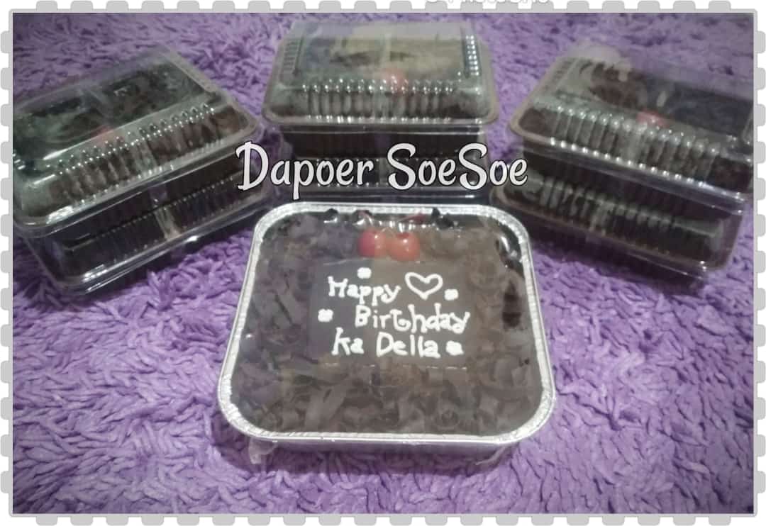 MasAdjiee's tweet photo. Daftar Menu
#dapoersoesoe
🍰 #lekkerholland (20x20) 
🍰 #nastarcake (20x20) 
🍰 #fudgybrownies (20x20) 
🍰 #brownies Lumer (150ml) min 10
🍰 #blackforestlumer (20x20) 
🍰 #cheesecakelumer (20x20)
🍰 #chococheese #lumer (20x20)
🍰 #whitecake with #chocomelt (20x20) 
#pricelist https://t.co/U6cP14xWBc