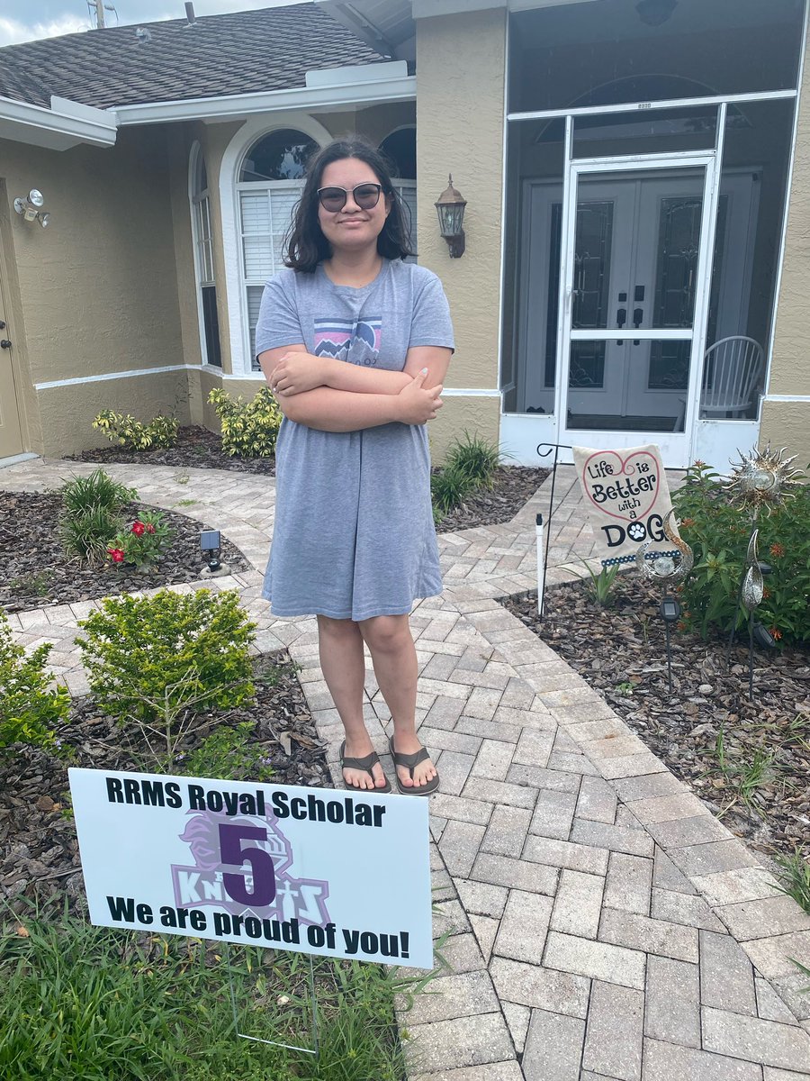 RRMSRoyalKnight's tweet photo. Congratulations @RRMSRoyalKnight Royal Scholars! #Strivefora5 https://t.co/31G4qtPofA