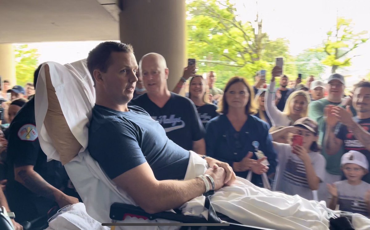 Tom Ahern (@tahern_) on Twitter photo We, as a Department, are very grateful that #ChicagoPolice Officer Danny Golden was released from the hospital today to continue the next chapter of his rehabilitation journey <a href="/AbilityLab/">Shirley Ryan AbilityLab</a> Godspeed Danny! #FightLikeAGolden We, as a Department, are very grateful that #ChicagoPolice Officer Danny Golden was released from the hospital today to continue the next chapter of his rehabilitation journey <a href="/AbilityLab/">Shirley Ryan AbilityLab</a> Godspeed Danny! #FightLikeAGolden