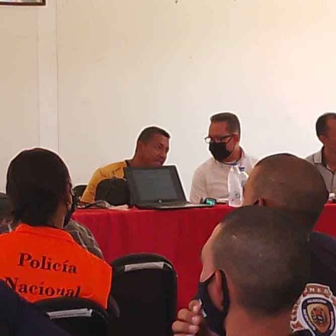 Estuvimos presentes en Carora   junto a defensoria del pueblo cuerpos de seguridad en el taller de ley de convivencia ciudadana y  actuaciones policiales organizado por el Frente Socialista de abogados del municipio Torres