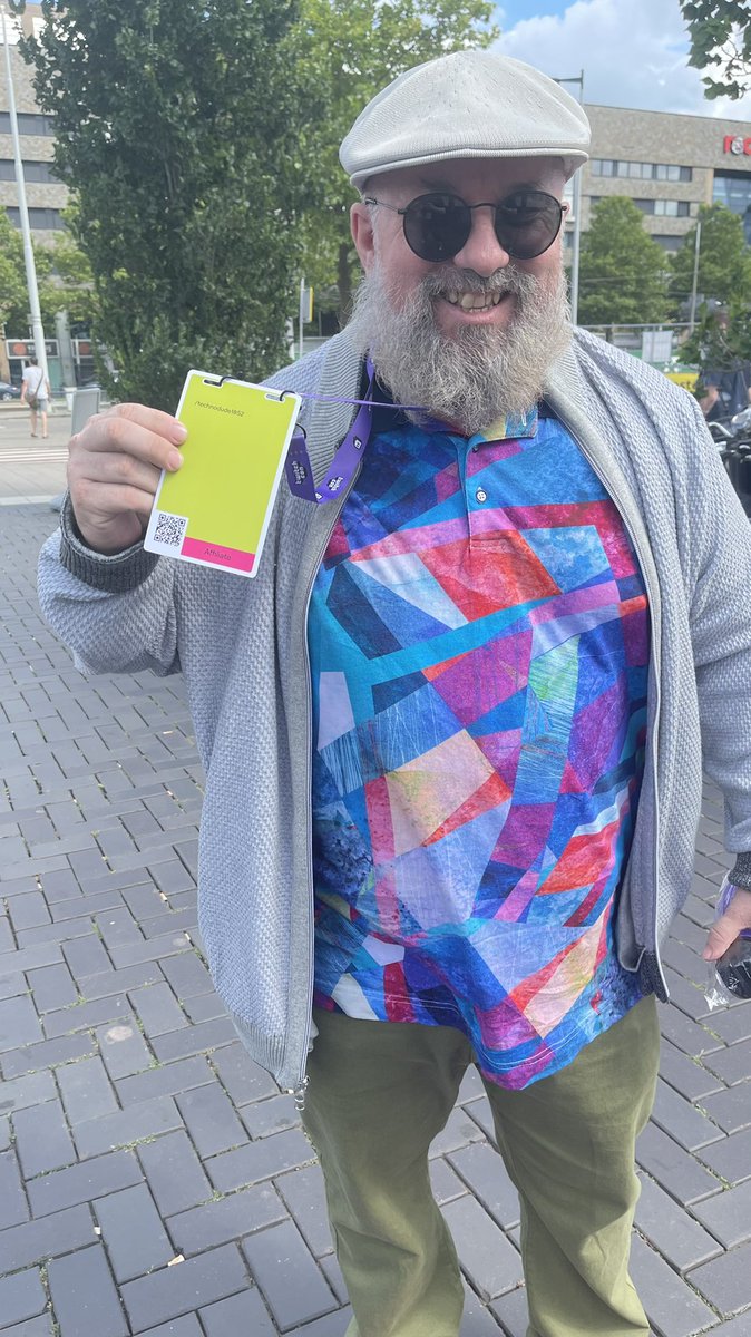 technodude1852's tweet photo. Twitch Con Amsterdam is finally here!  Looking forward to an awesome day. https://t.co/JqTGTcRlJa
