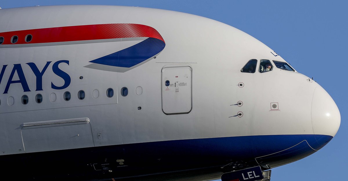 Kent_YVR's tweet photo. One of the pilots asked if I had more photos of Monday’s #Speedbird arrival. Of course I do! 😁 @British_Airways Airbus #A380 #GXLEL #BA85 #Speedbird5VY https://t.co/cLYGECImby