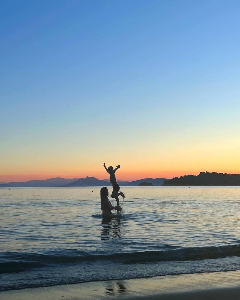 - LIFT THEM UP -

I have my godchildren staying with me at the moment and other than being the most delightful little humans on the planet, they have got me thinking….

There is a time in our lives when we are celebrated for walking into a room, for … instagr.am/p/CgD4DARIqZl/