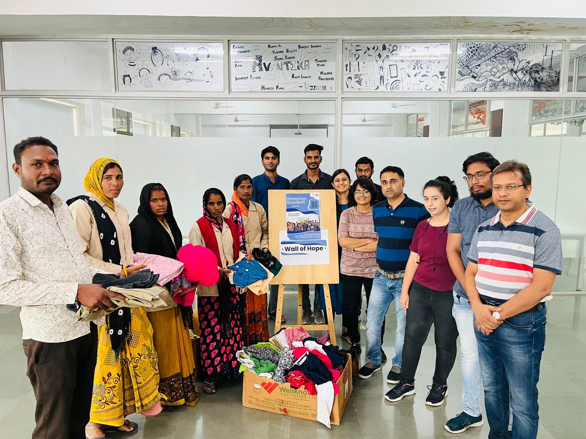 AvantikaUniv's tweet photo. #NSS Activity...
It is truly said that #Chairity begins at home,
We with the #students of Avantika University gathered clothes for distributing to the needy people and then we found people around us who are in need.
#AvantikaUniversity #MITIDIndore #MITSOE #MITSOM #MIT #Indore https://t.co/xUyIIB3KEF