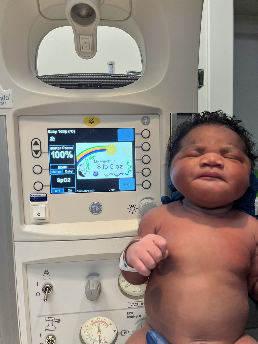 La___Flame's tweet photo. Our little girl has arrived Tiana 🎀 https://t.co/B9jTxmqmhh